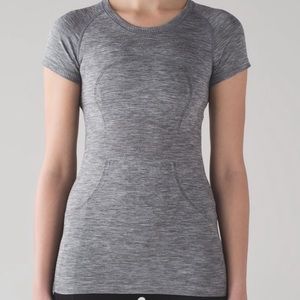 Lululemon Swiftly Tee Size 6